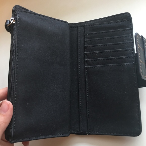 Relic Wallet - Picture 3 of 5